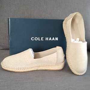 Cole Haan size 9.5B cloudfeel beige/gold shoes NWT